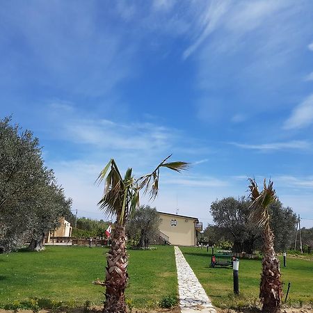 Agriturismo Donna Beatrice Bianco Exteriér fotografie